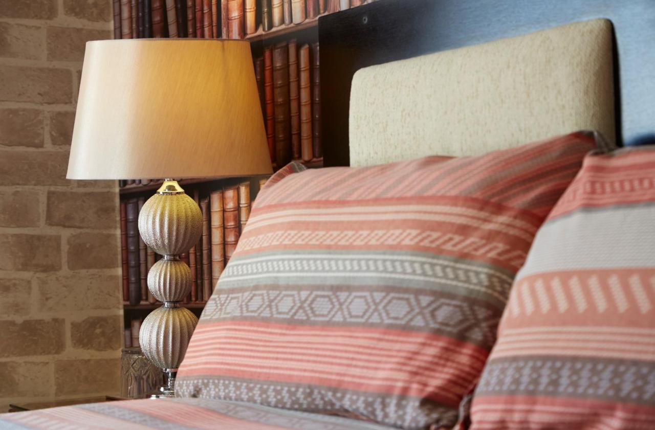 Lower Drayton Farm Bed and breakfast 3*